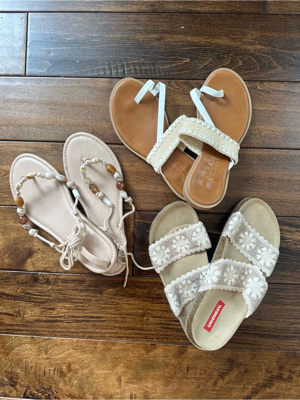Bundle of Tan/White Sandals 7.5